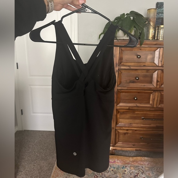 Lululemon workout top - Picture 3 of 3